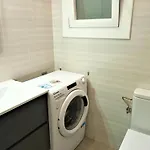 Apartamento Céntrico A 50m De La Playa, Puerto Y Paseo Marítimo En Roses, ¡totalmente Reformado! - Es-258-88 *