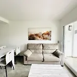 Céntrico A 50m De La Playa, Puerto Y Paseo Marítimo En Roses, ¡totalmente Reformado! - Es-258-88 Apartamento