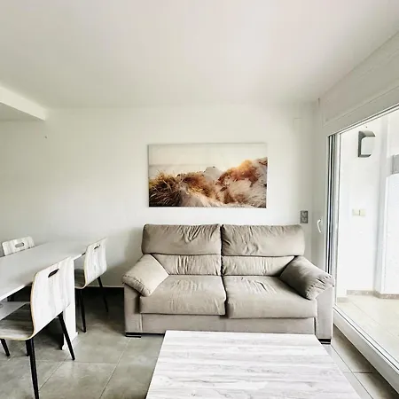 Centrico A 50m De La Playa, Puerto Y Paseo Maritimo En Roses, ¡totalmente Reformado! - Es-258-88 Apartment